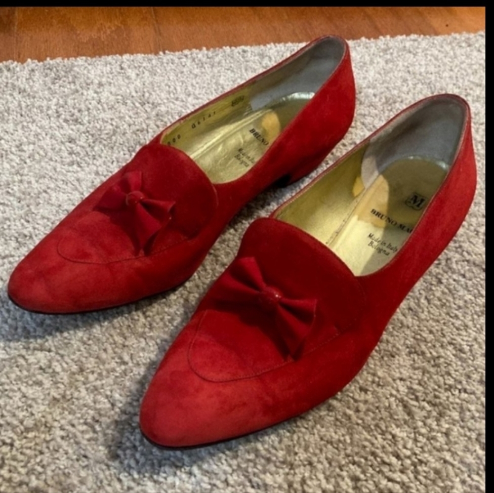 Vintage 1960's Bruno Magli Suede Kitten Heel Shoes 8